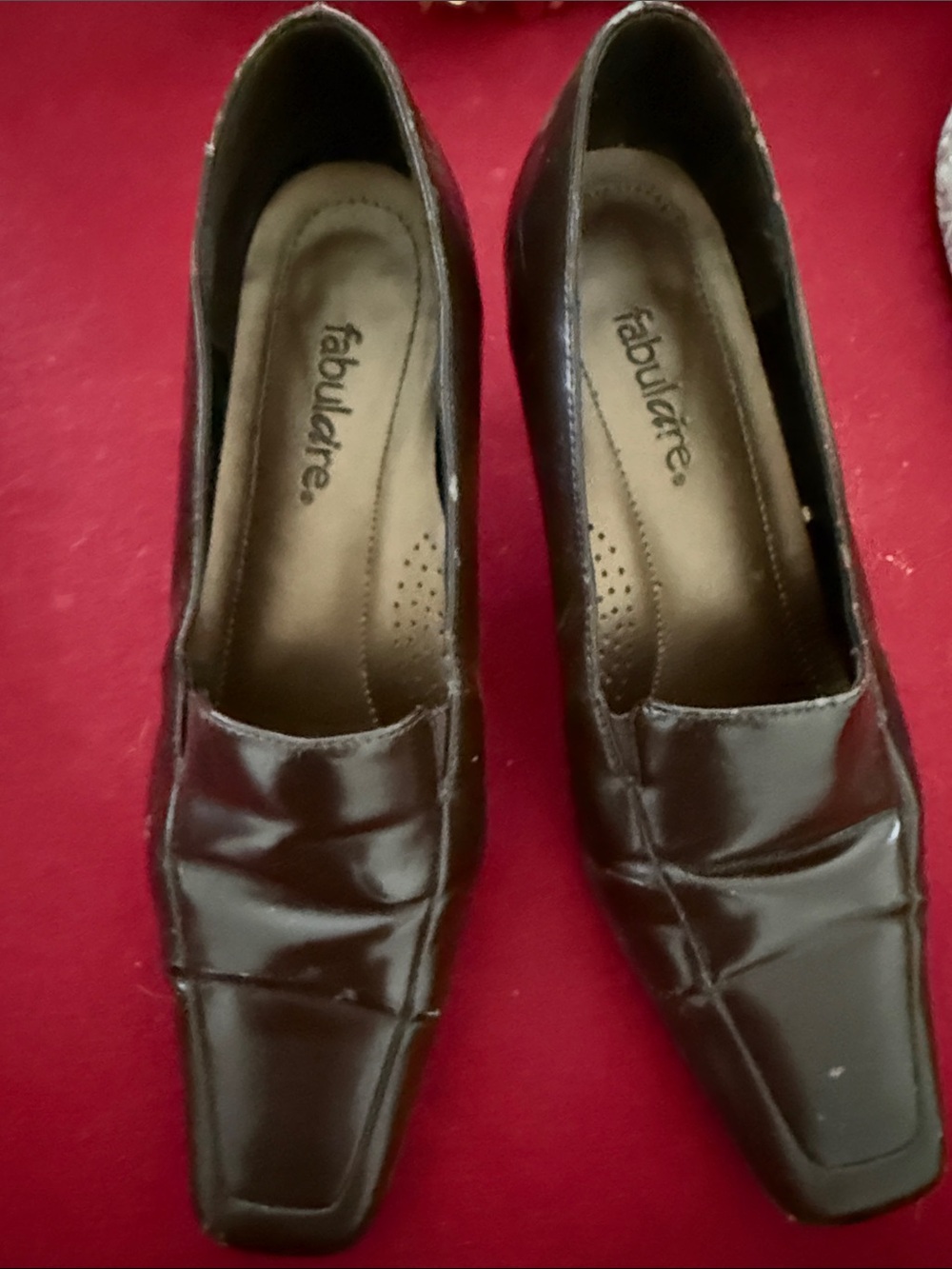 Fabulare Women's Brown Leather Square-Toe Loafers